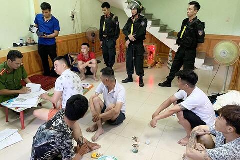 Triệt phá nhóm đối tượng cho vay nặng lãi tại Quảng Bình