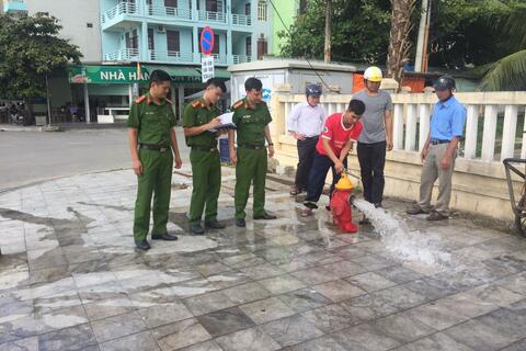 Tổng kiểm tra hệ thống cấp nước phục vụ công tác chữa cháy trên địa bàn Thành Phố Sầm Sơn