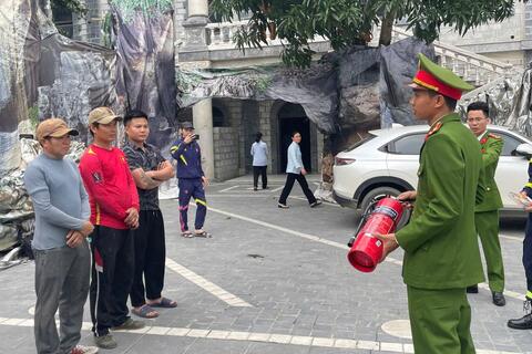 Khuyến cáo an toàn phòng cháy, chữa cháy trong dịp lễ Giáng sinh.