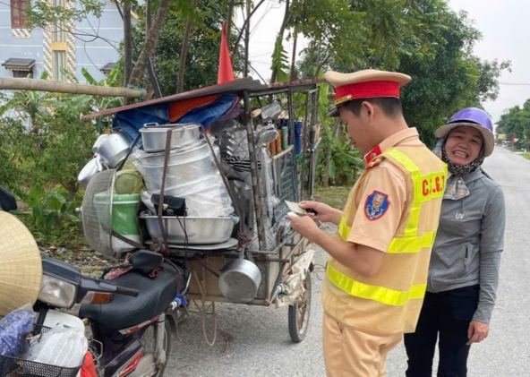 Công an Thanh Hoá xử lý 143 “xe tự chế, xe kéo” -0