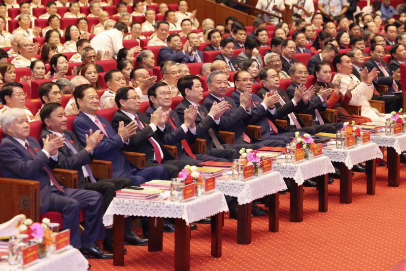 Muốn phát triển nhanh, bền vững phải có môi trường an ninh, trật tự ổn định, an toàn -0