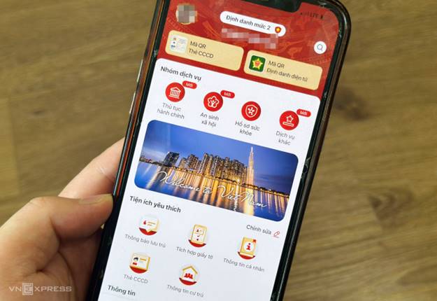VNeID hiện tải được trên cả App Store và CH Play. Ảnh: Phạm Dự